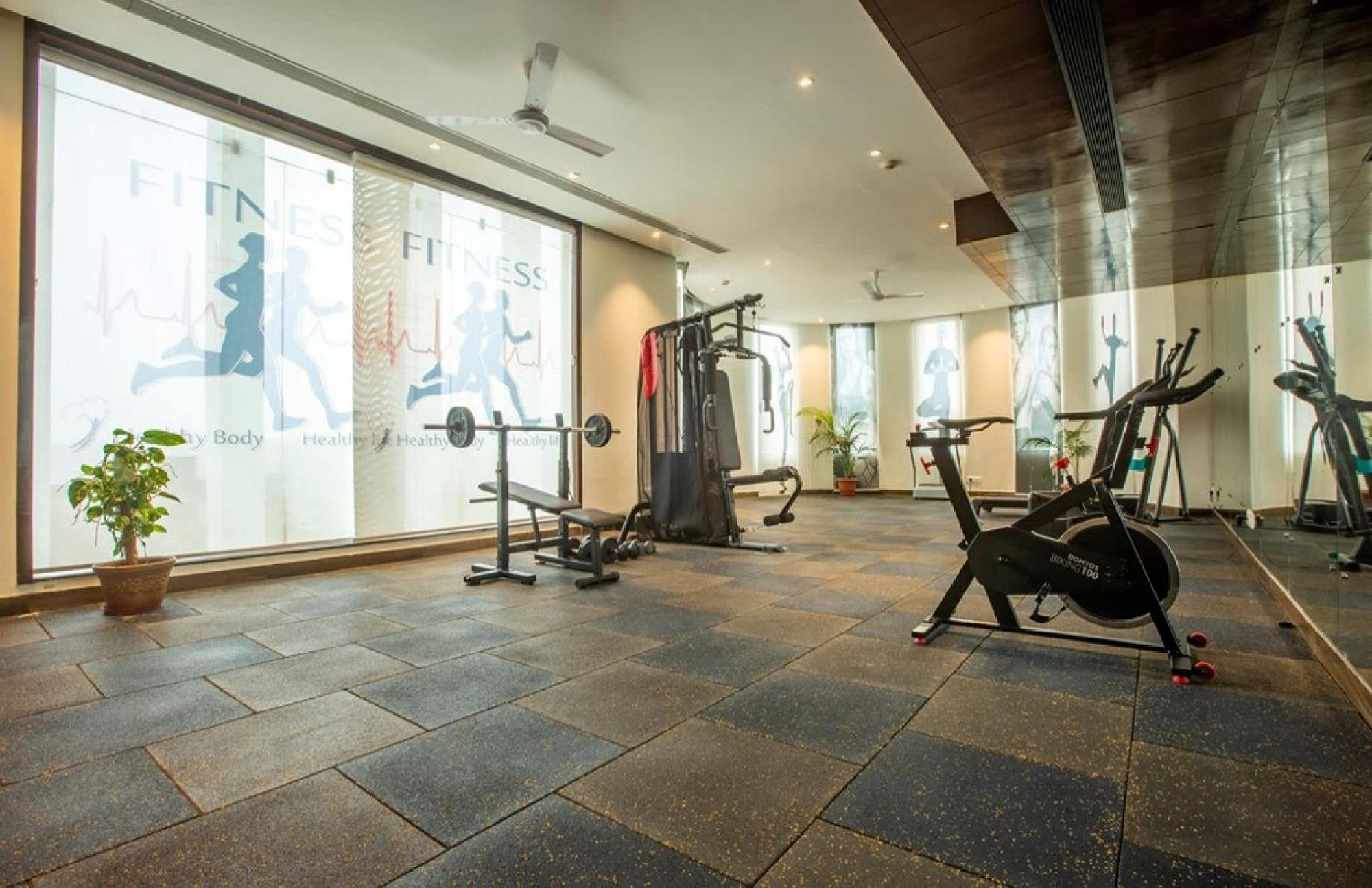 Hotel Aerostay Residency Igi Airport Delhi New Delhi Exterior photo