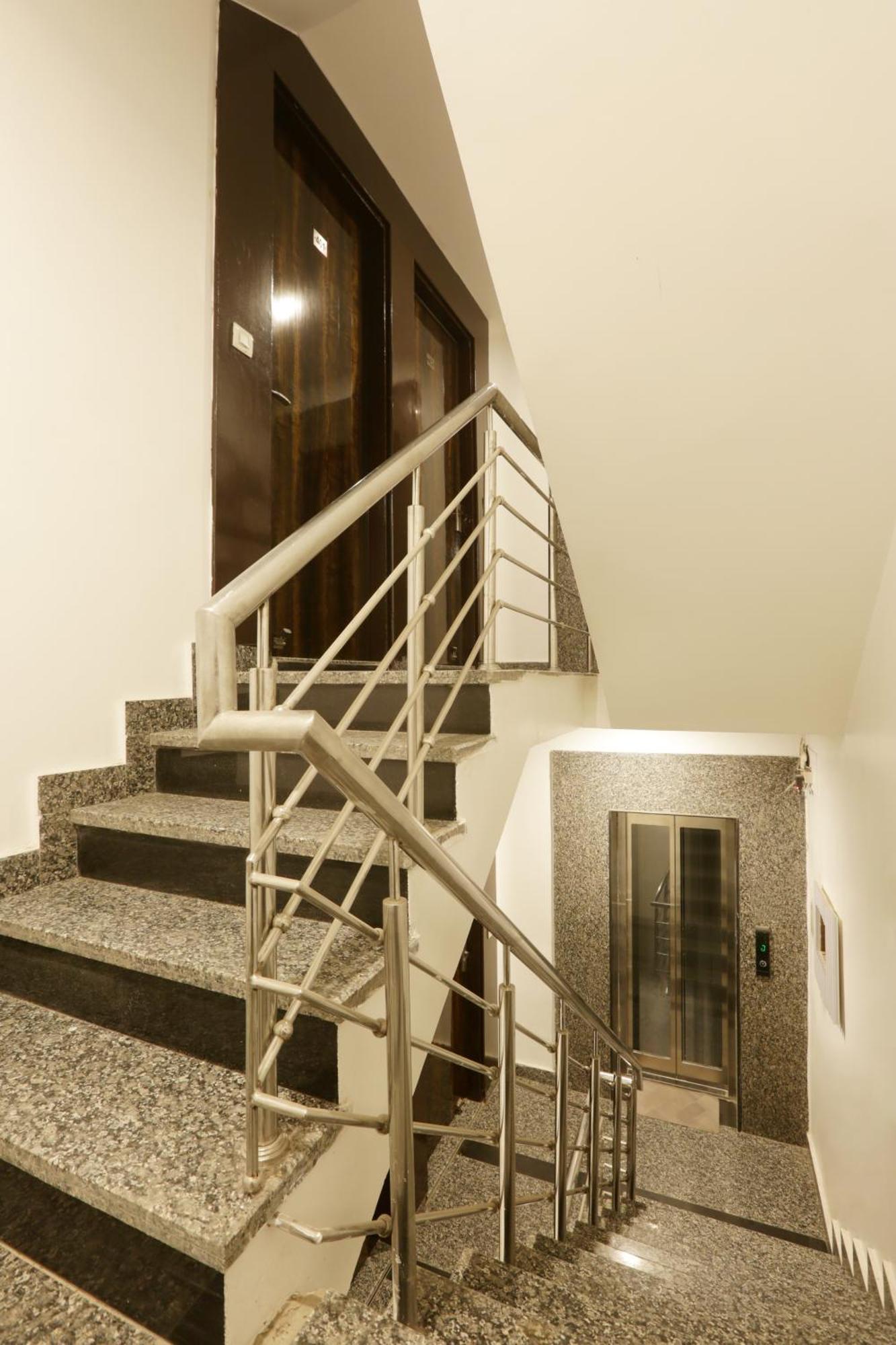 Hotel Aerostay Residency Igi Airport Delhi New Delhi Exterior photo
