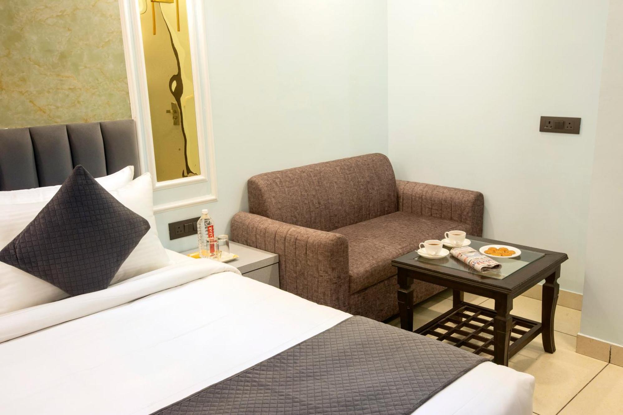 Hotel Aerostay Residency Igi Airport Delhi New Delhi Exterior photo